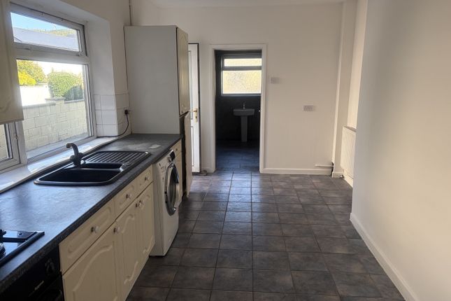 5, Edward Street, Neath photo 2