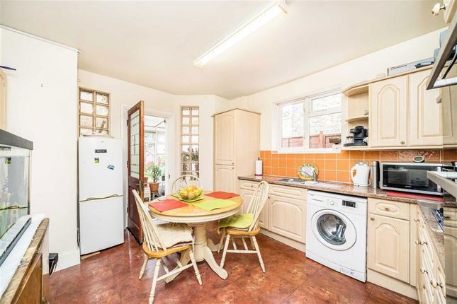 64, Sudbourne Road, London photo 4