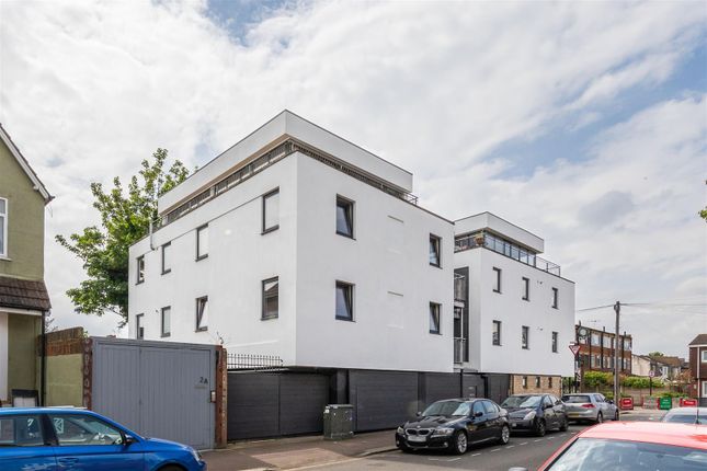 Thumbnail Flat for sale in Field Road, London