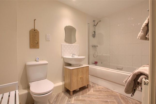20 Trueman Court, Green Lane, Middlesbrough photo 2