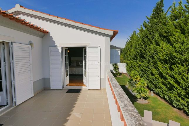 Detached house for sale in Street Name Upon Request, Setúbal, Pt