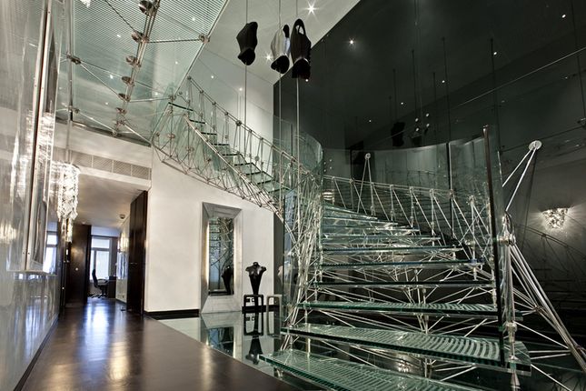 Flat 3, 17, Upper Grosvenor Street, London photo 4