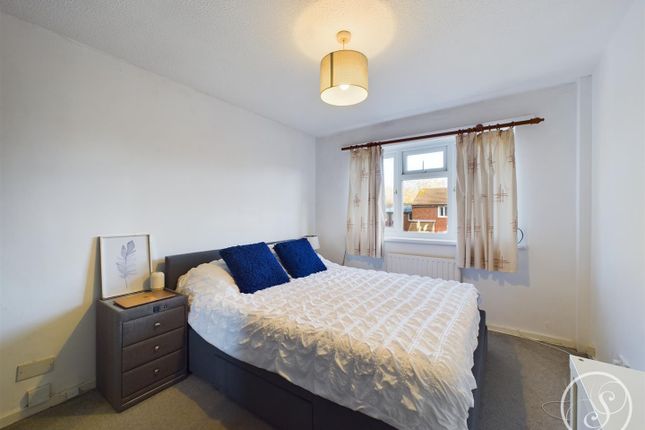 47, Kingfisher Way, Leeds photo 4