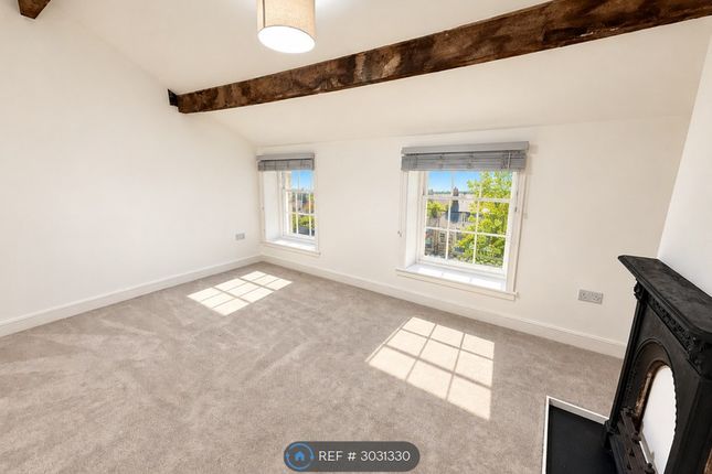 Flat, Boroughgate, Otley photo 3