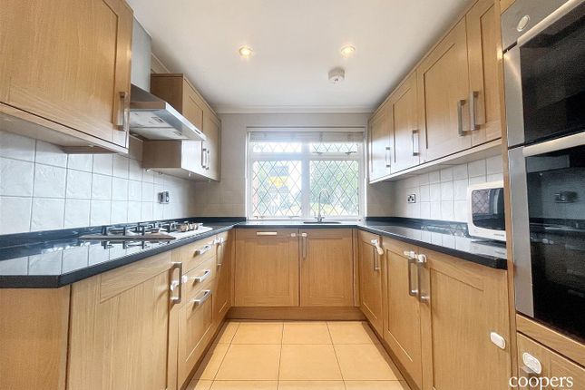 54, Westwood Close, Ruislip photo 2