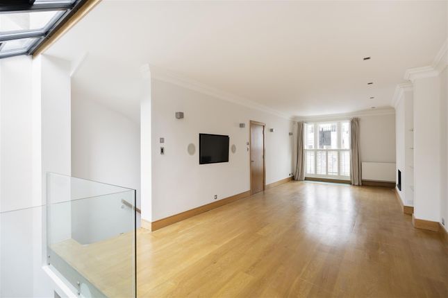 Terraced house for sale in Addison Avenue, London