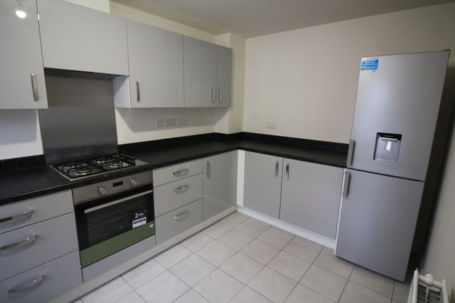 Property to rent in Robin Close, Canley, Coventry