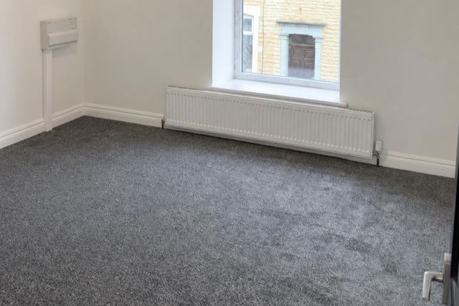 21 Olive Lane, Darwen photo 4