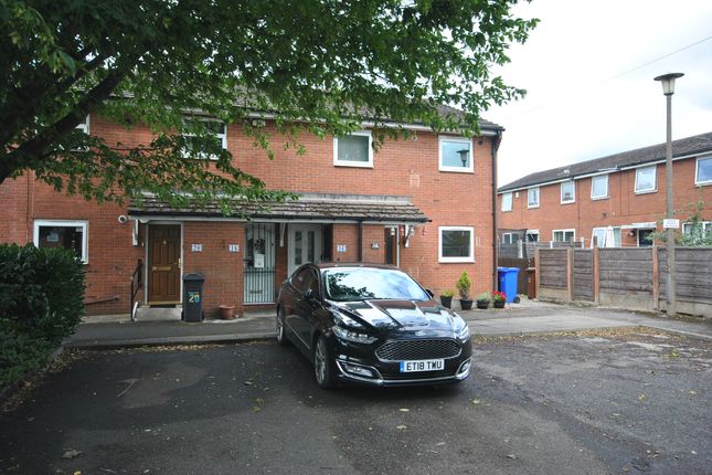 Thumbnail Duplex for sale in Bell Terrace, Manchester