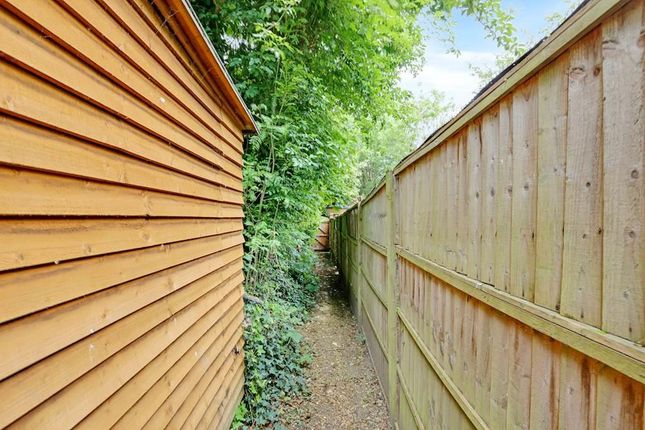 177 - To the rear, Anerley Road, London photo 4