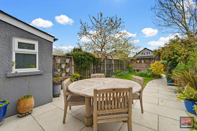 2, Medlake Road, Egham photo 3