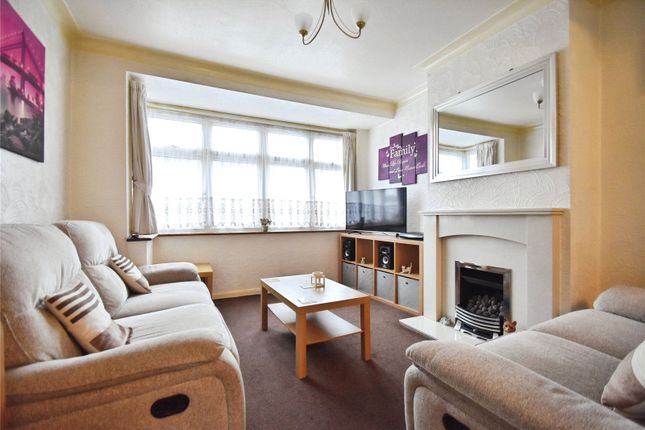 131, Western Avenue, Dagenham photo 2