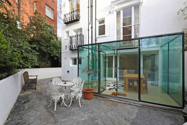 Flat for sale in Addison Road, Holland Park