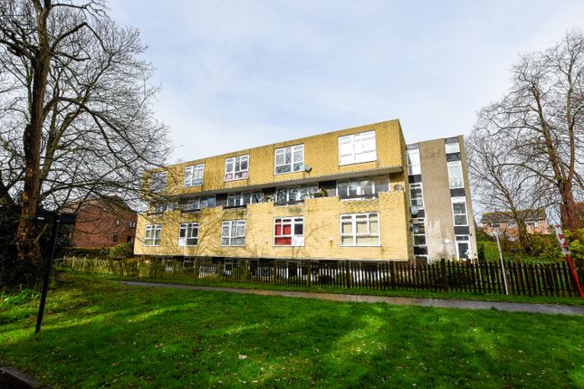 Flat for sale in Pegwell Road, Ramsgate, Kent