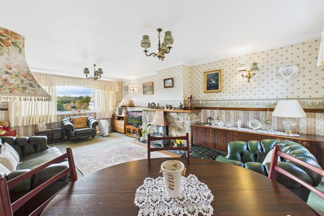 5, Chenhalls Close, Hayle photo 4