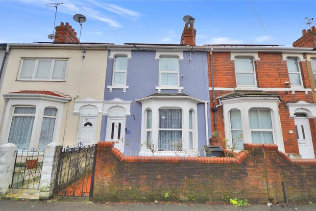 Thumbnail Terraced house for sale in Station Road, Town Centre, Swindon
