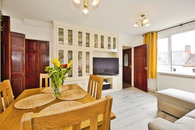 28, Eastland Road, Yeovil photo 4
