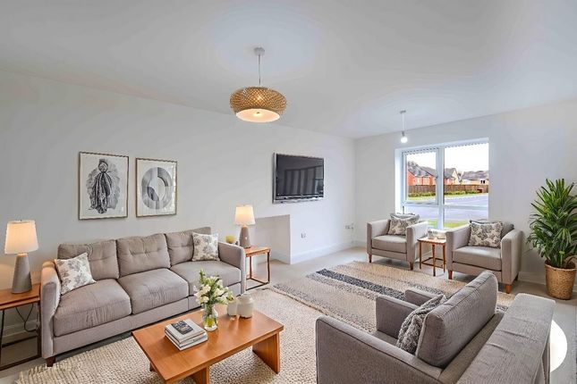 4, Victoria Place, Farnworth photo 3
