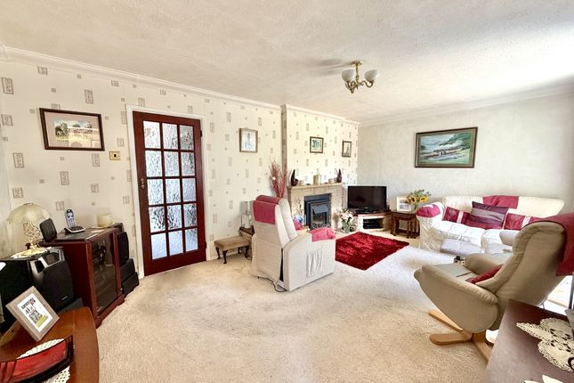 9, Saxon Close, Godmanchester photo 2