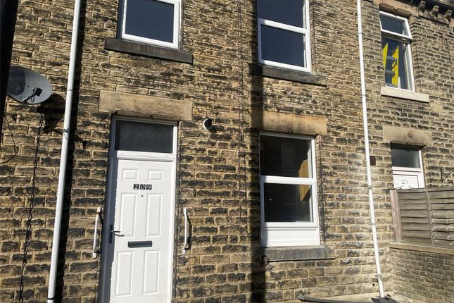 Thumbnail Terraced house to rent in Old Bank Road, Earlsheaton, Dewsbury, West Yorkshire