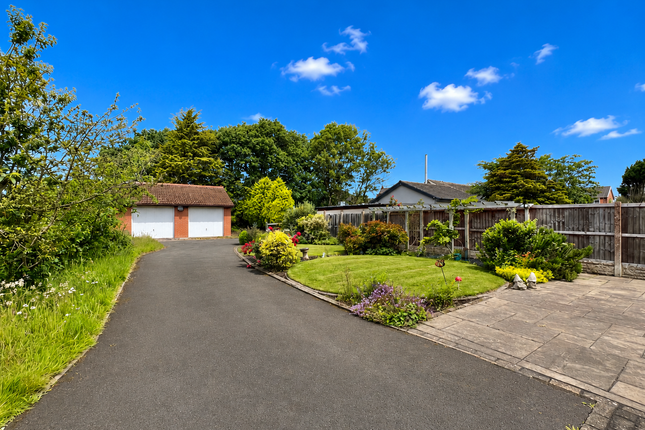 8, Plantation Avenue, Knott End on Sea photo 3