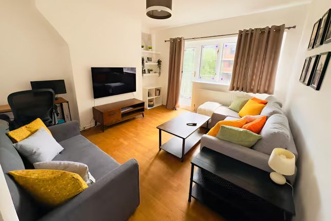 Flat 29, Bracklyn Court, Wimbourne Street, London photo 2
