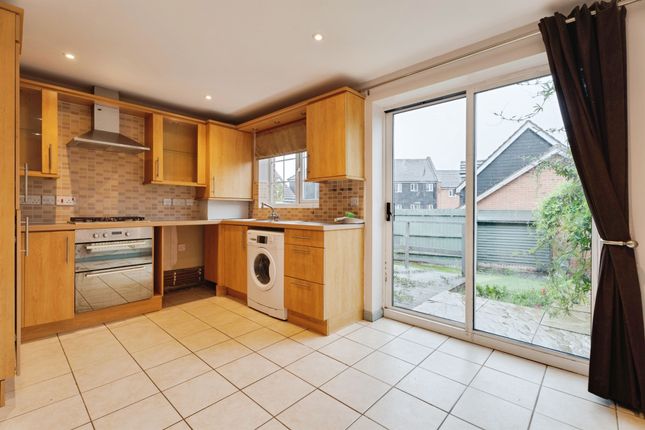 Skylark Way, Stowmarket photo 2
