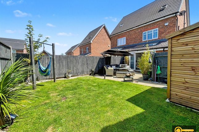 3, Ribbon Avenue, Nuneaton photo 4