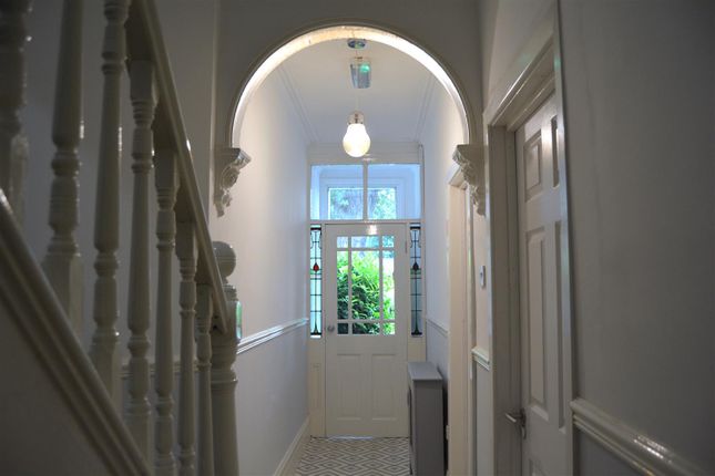 Hallway.Jpg