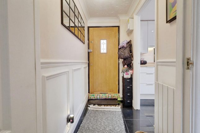 26, Northampton Grove, Langdon Hills photo 2