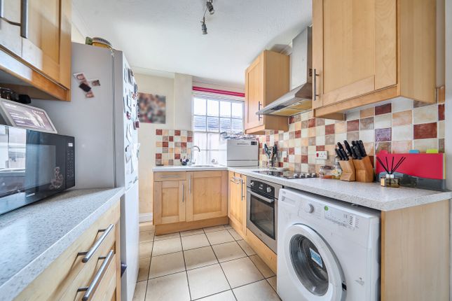 137A,, London Road, West Sussex photo 3