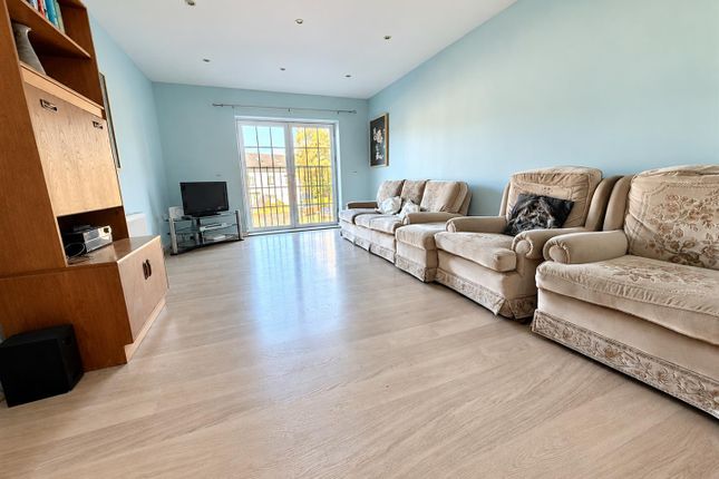 Flat 20, Crown Mill, London Road, Mitcham photo 4
