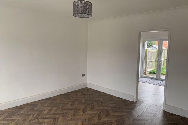 12, Chester Grove, Blyth photo 5