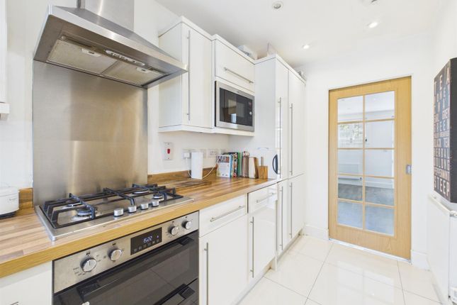 37, Bury Street, Ruislip photo 3