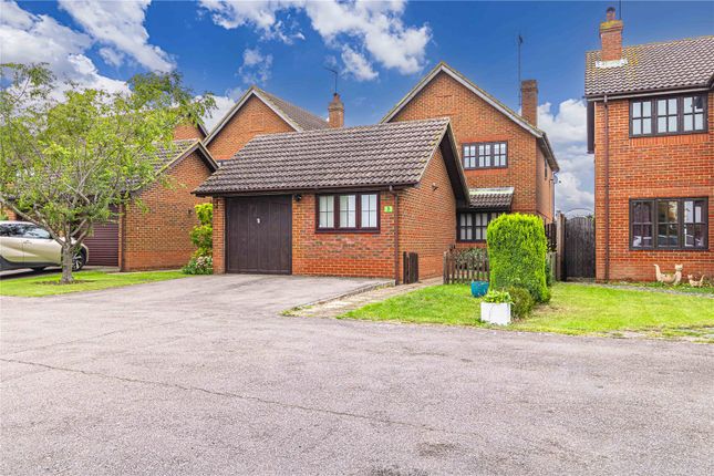 Thumbnail Detached house for sale in Knolls View, Leighton Road, Northall