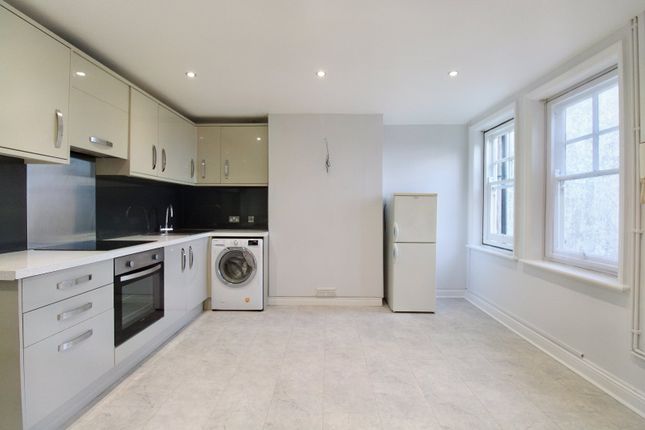 Flat for sale in High Street, Crowborough, East Sussex