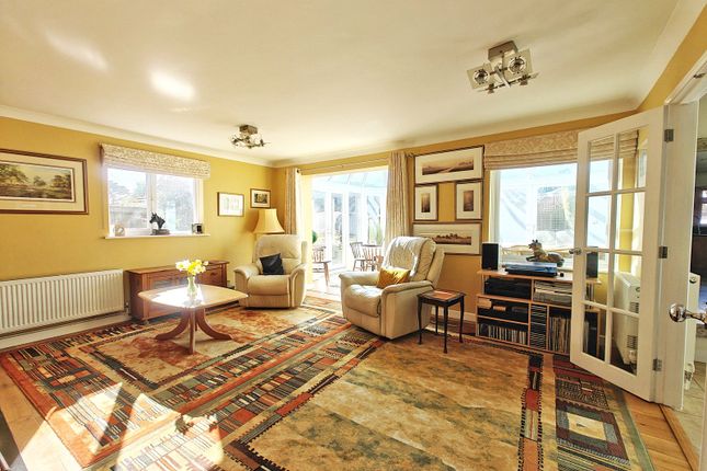 9, Oakenbrow, Lymington photo 2