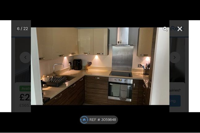 Flat, Roffo Court Boundary Lane, London photo 5