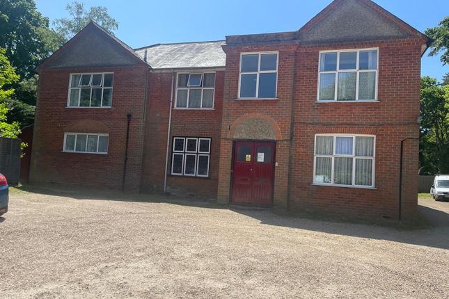 Thumbnail Property to rent in Reading Road South, Church Crookham, Fleet