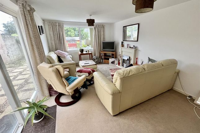 Terraced house for sale in Victoria Road, Clevedon