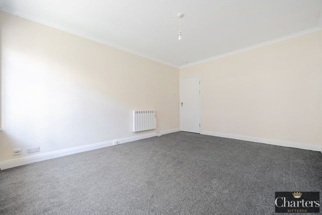 1 Brecon Court,, Selborne Place, East Sussex photo 4