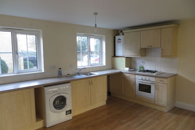 27, Tower Court, Ely photo 4