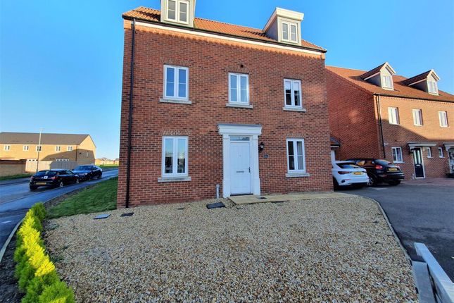 Thumbnail Property to rent in Waveney Close, Spalding