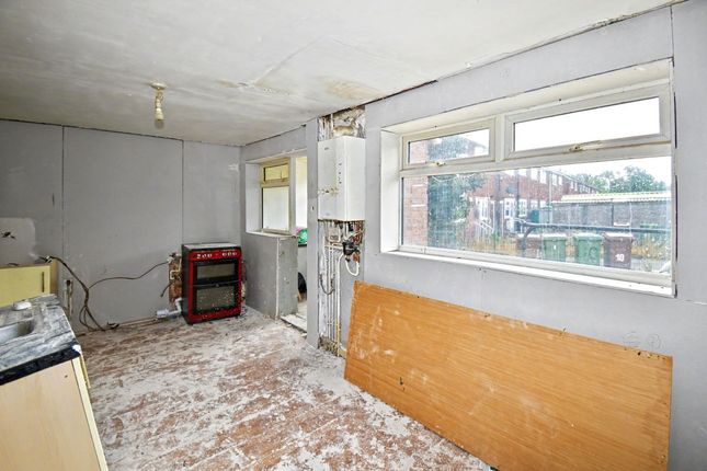 10, Thirlmere Place, Knottingley photo 4