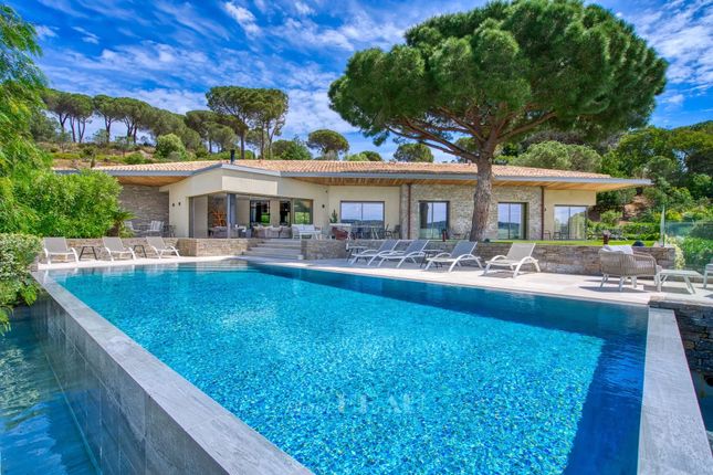 Villa for sale in Ramatuelle, 83350, France