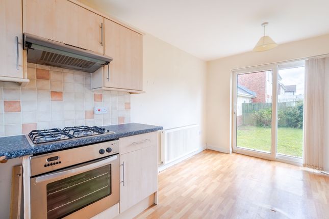 6 Ormonde Court, South Molton photo 4