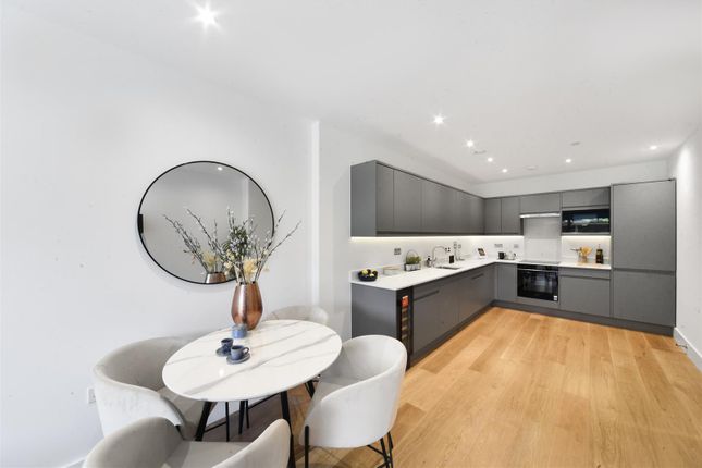 Beam, Flat 1, 30, Cancell Road, London photo 2