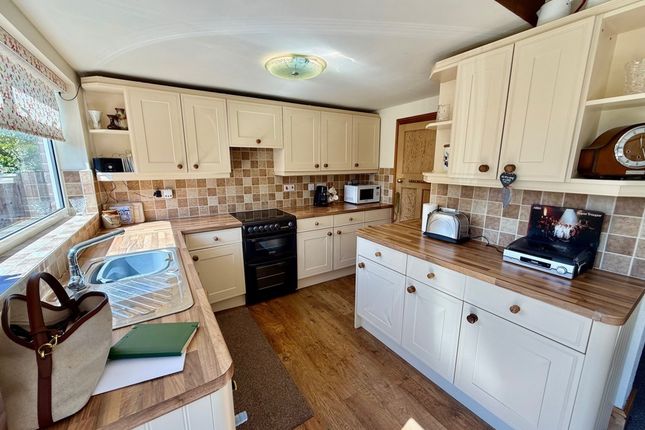 88, Longmoor Lane, Derbyshire photo 4