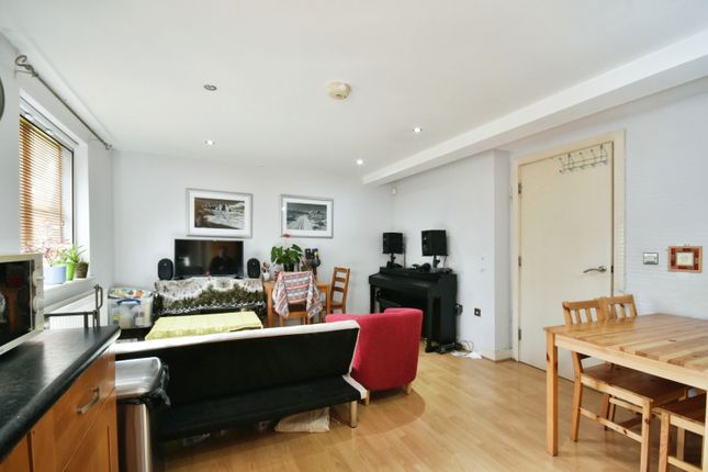 Flat for sale in Wilcock Street, Manchester, Greater Manchester