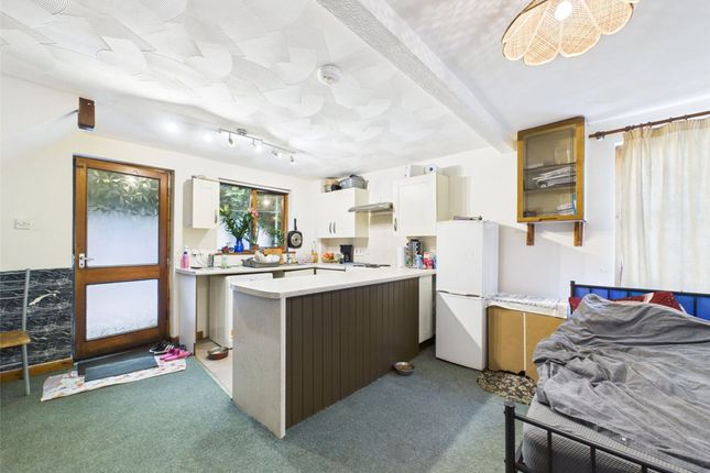 4 Angel Hill, Launceston photo 3